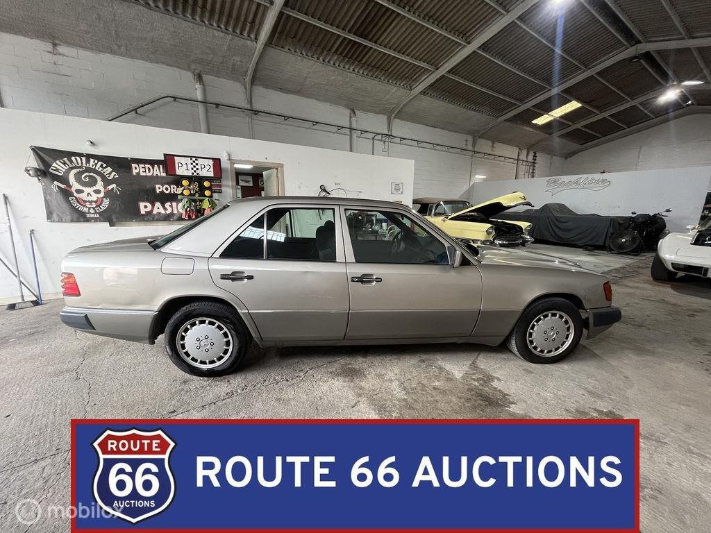 1992 Mercedes-Benz E-Class - 300, foto 8