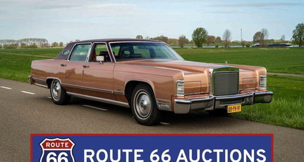 Lincoln Town Car