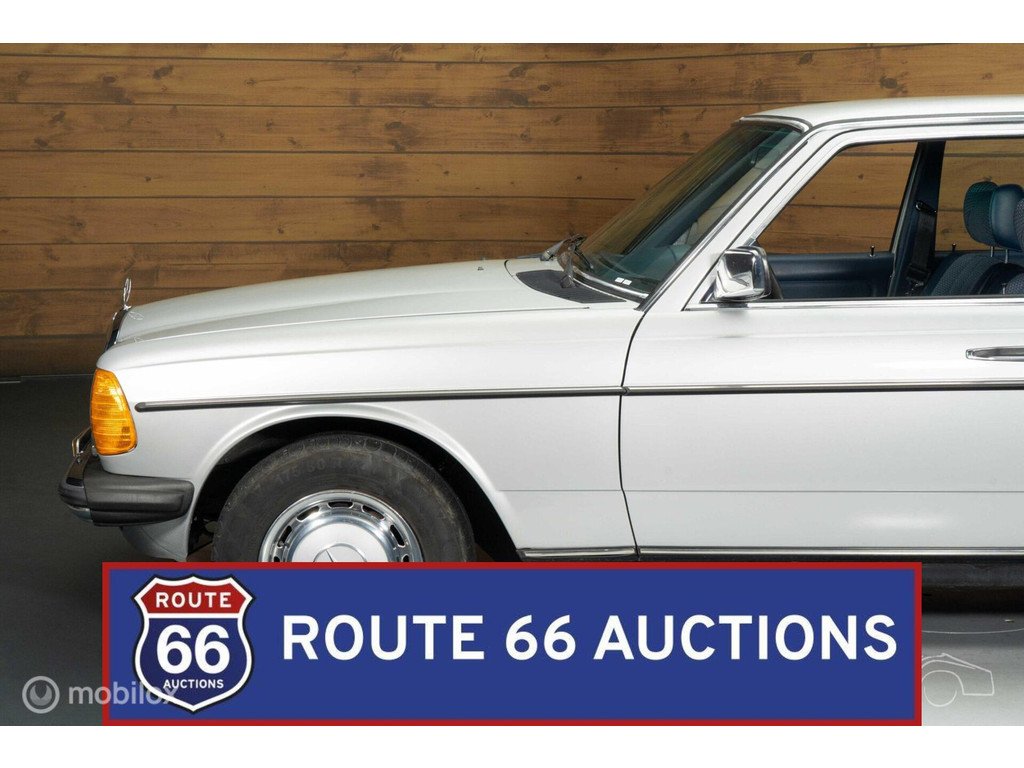 1978 Mercedes-Benz E-Class - 250, foto 6