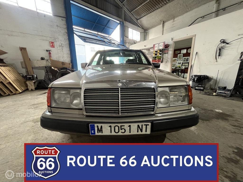1992 Mercedes-Benz E-Class - 300, foto 3