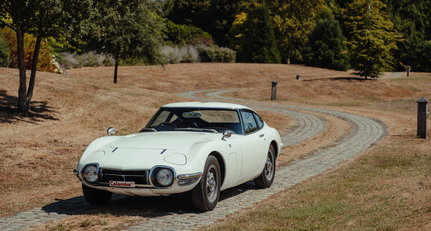 2000gt-2-01.jpg