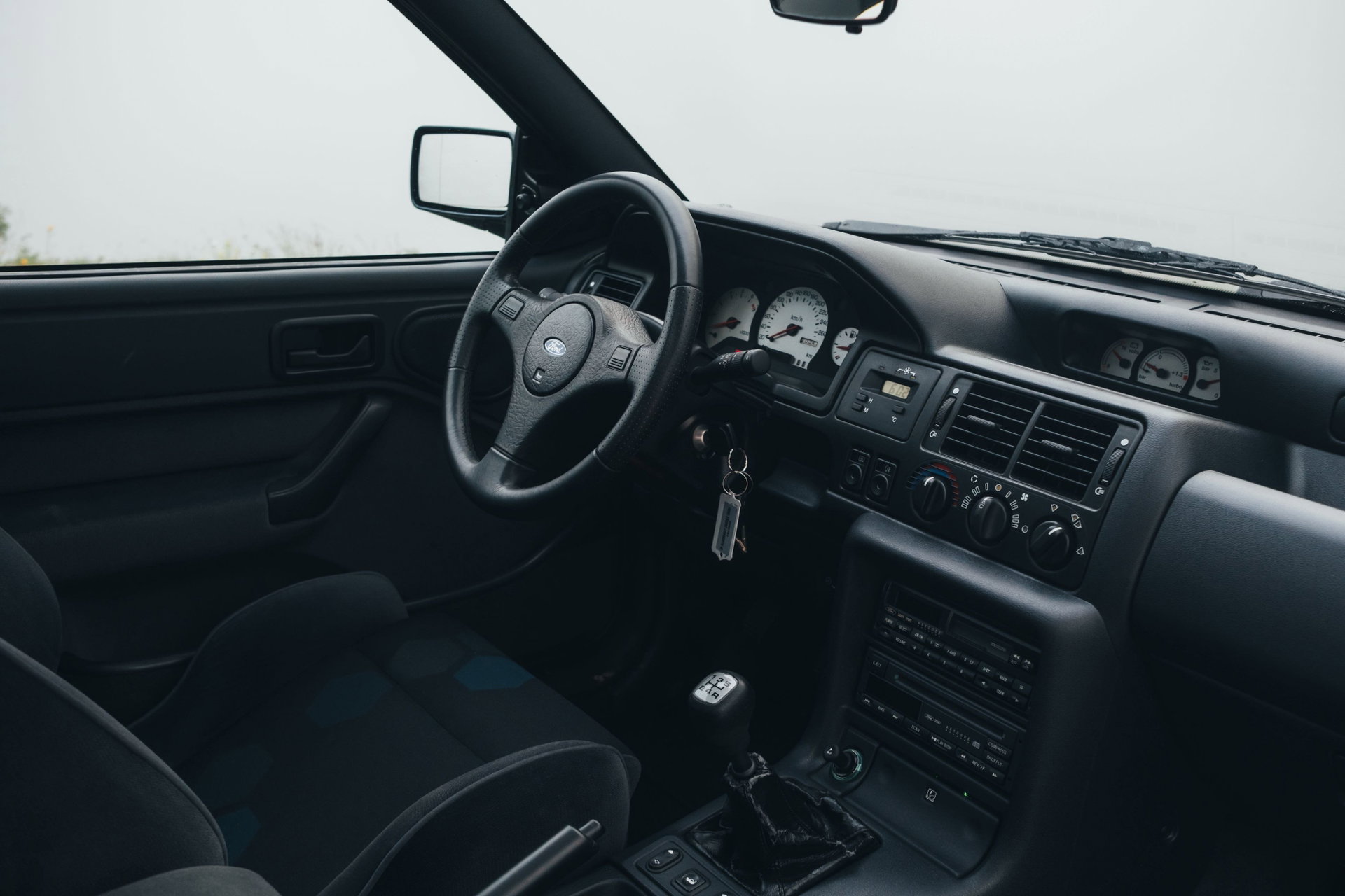 1993 Ford Escort - Escort 2.0i RS Cosworth T35, foto 10