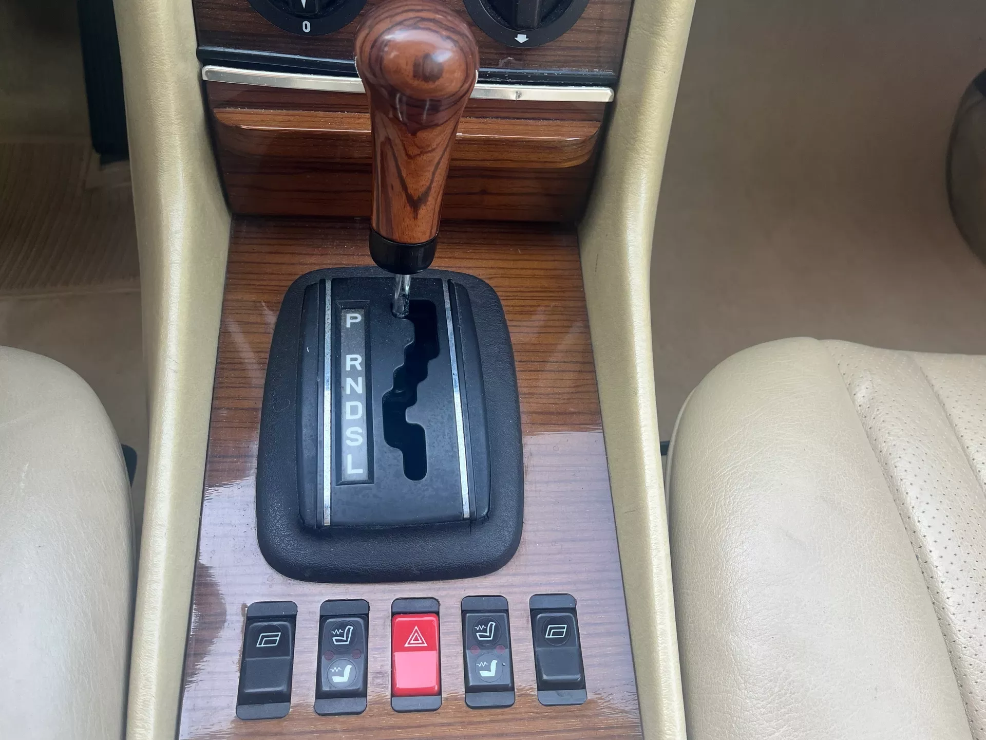 1982 Mercedes-Benz SL - 500SL, Baureihe R107, foto 11