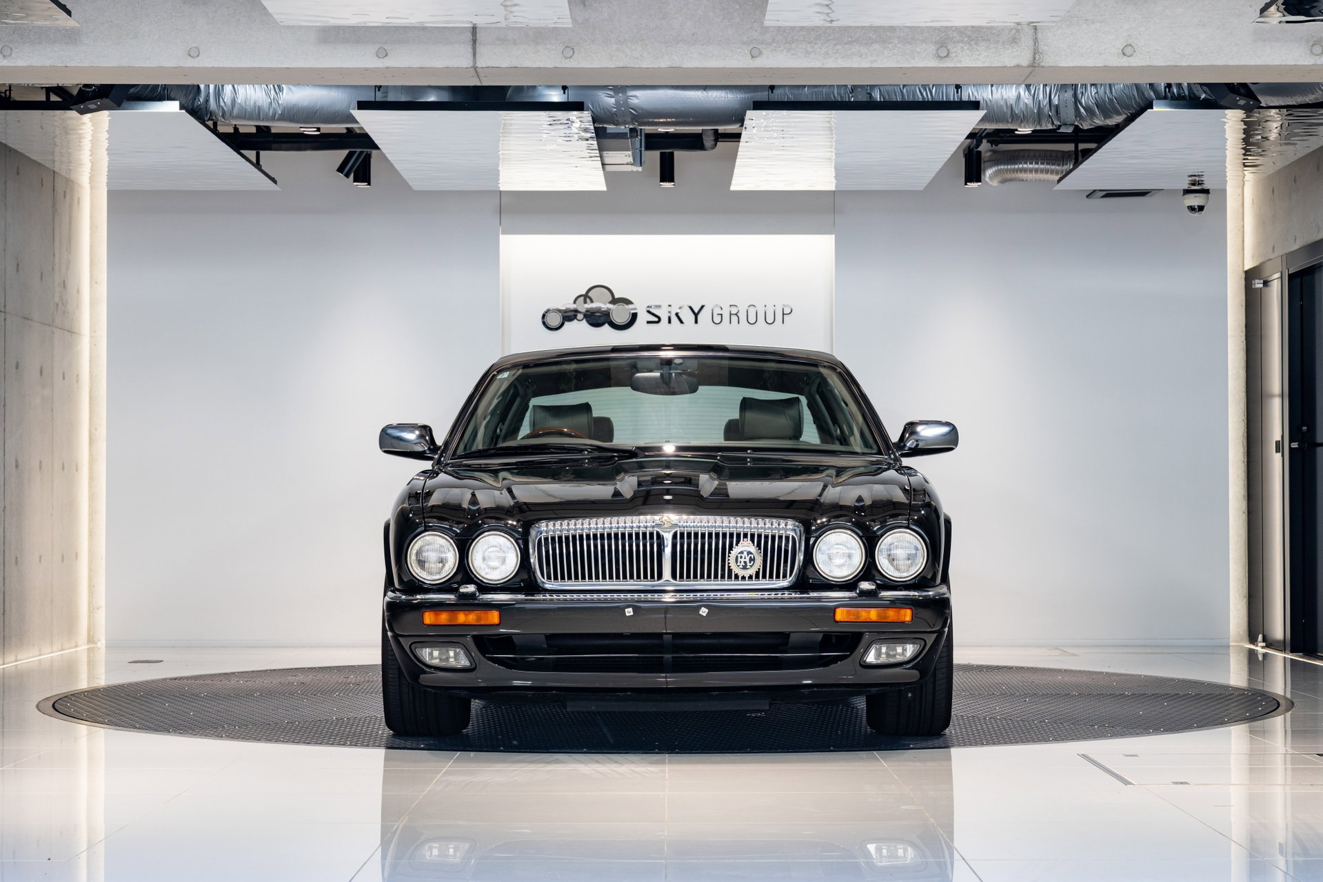 1997 Daimler V12 - Daimler Majestic, foto 3