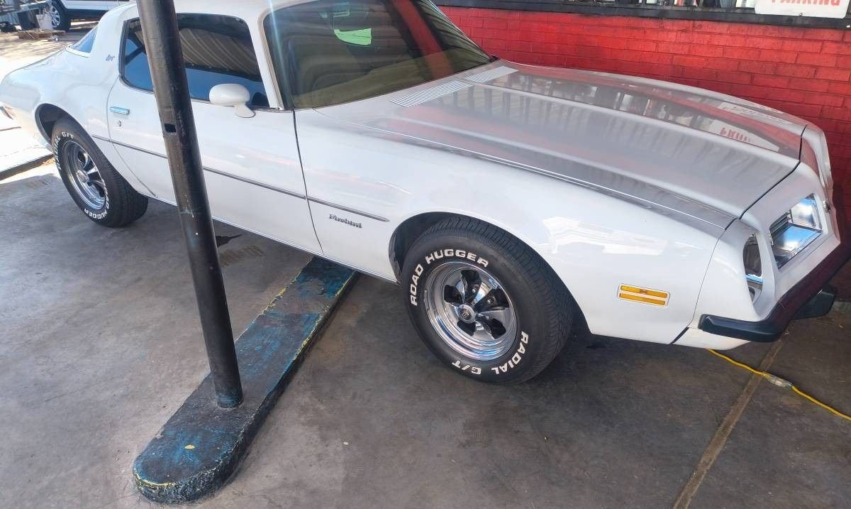 1975 Pontiac Firebird, foto 4