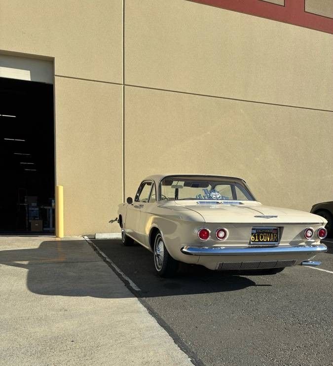 1961 Chevrolet Corvair - Monza, foto 2