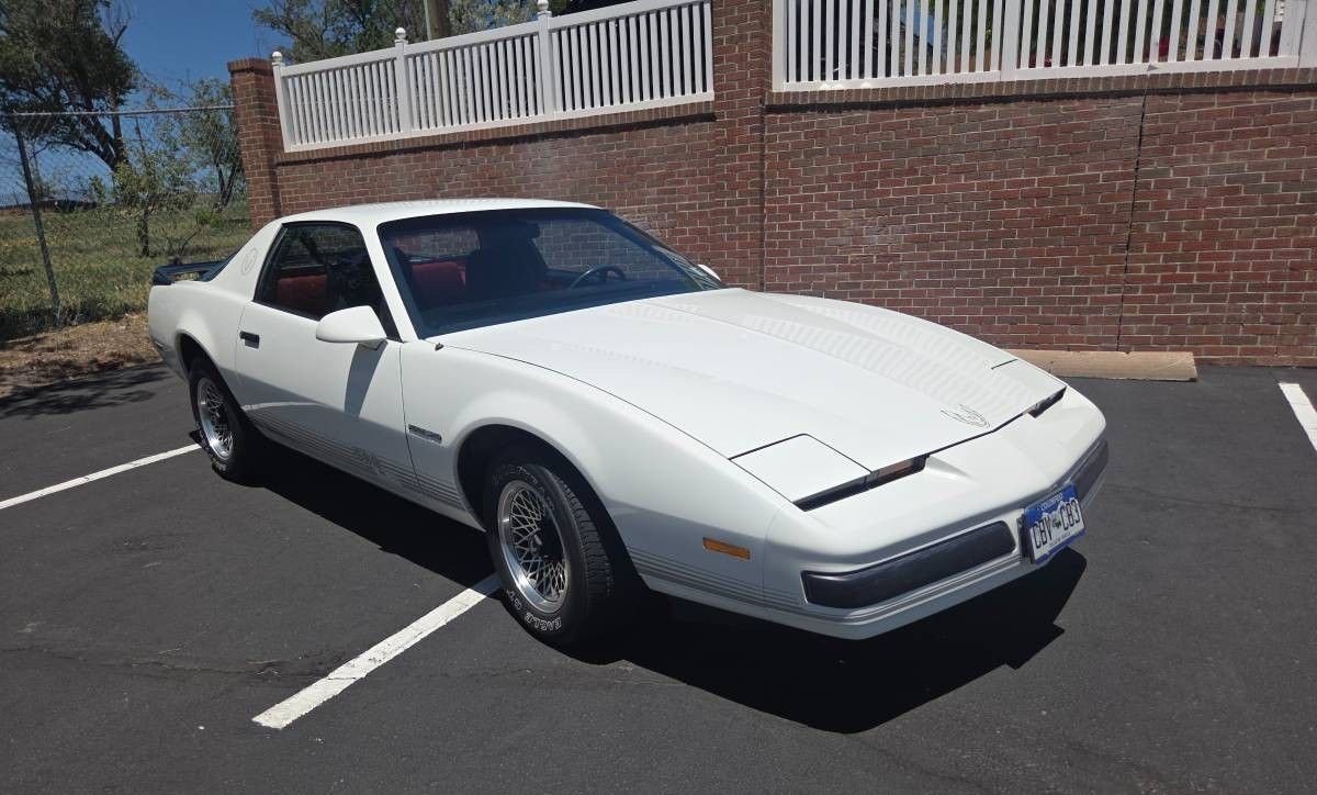1985 Pontiac Firebird, foto 1
