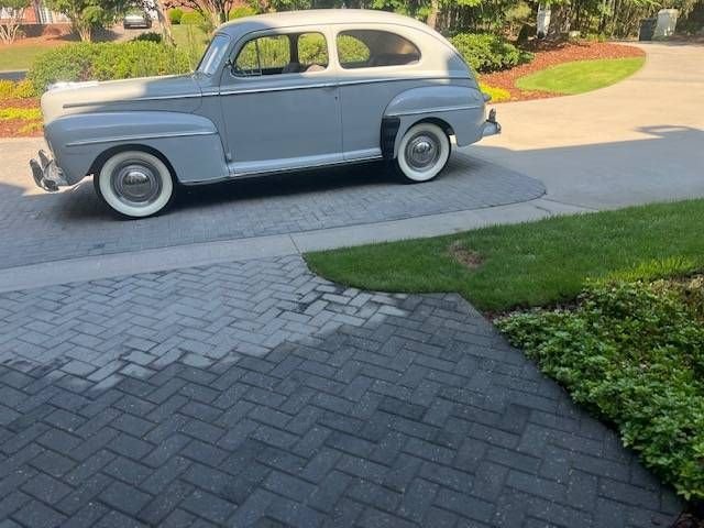 1948 Ford Super Deluxe - Tudor, foto 3