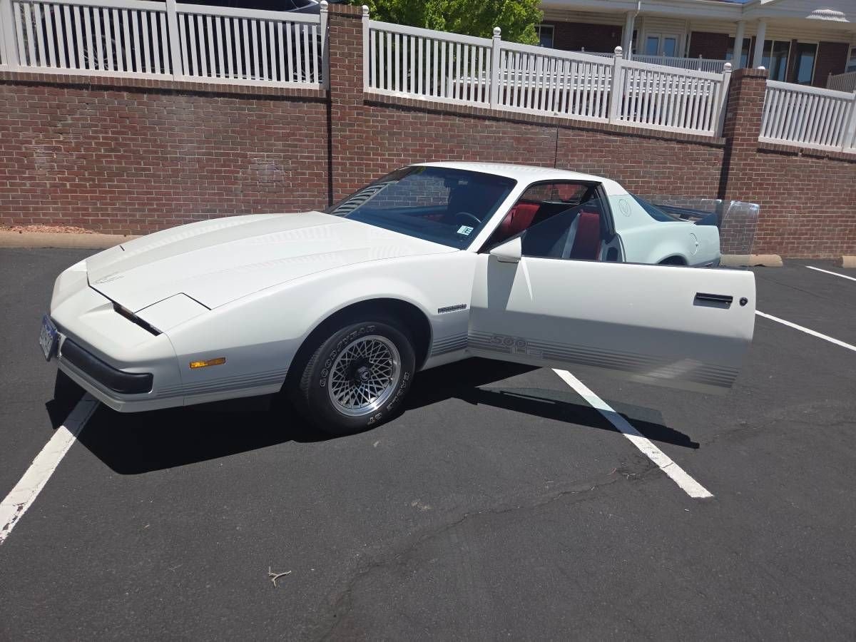 1985 Pontiac Firebird, foto 2