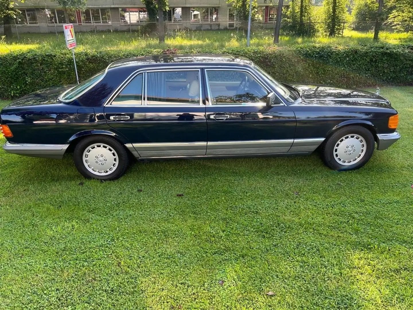 1983 Mercedes-Benz E-Class - W126, foto 2