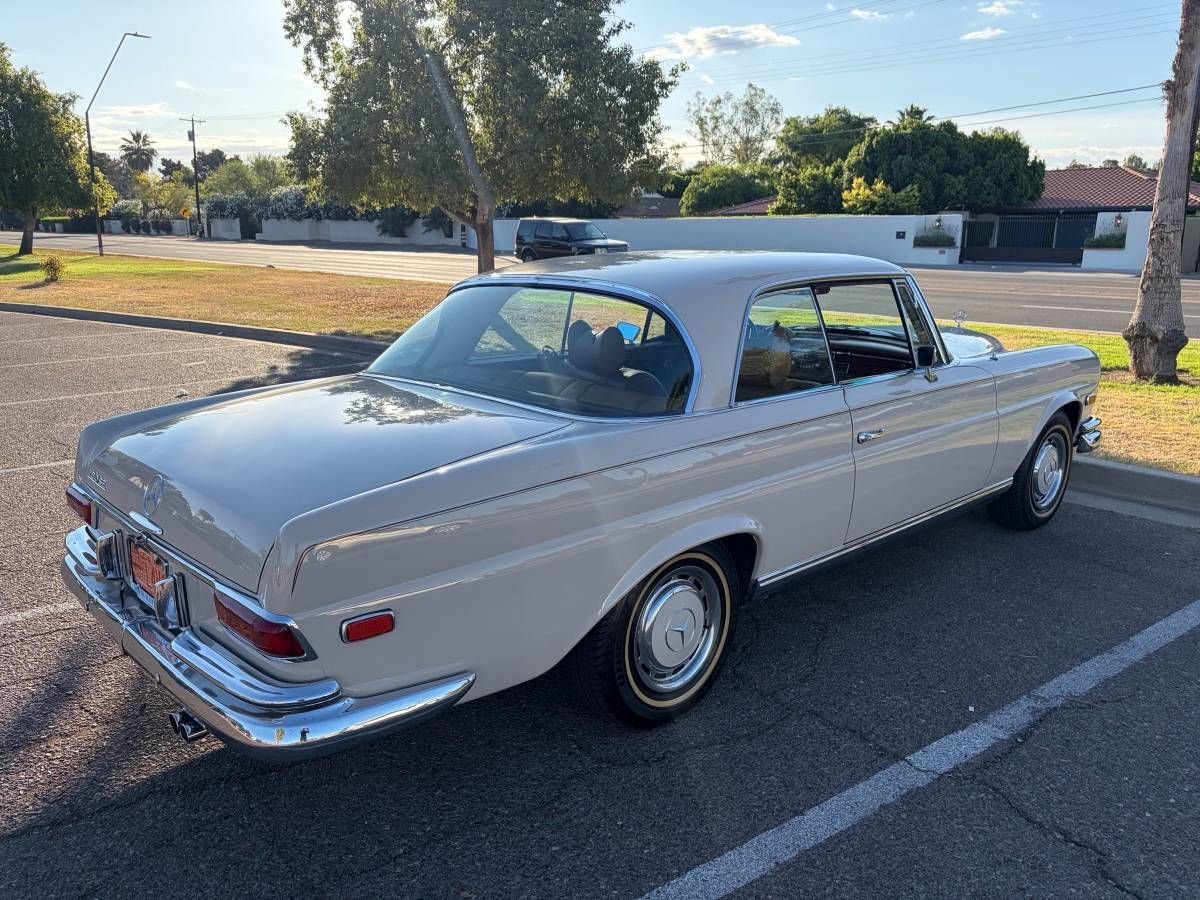 1969 Mercedes-Benz S-Class W111/112, foto 4