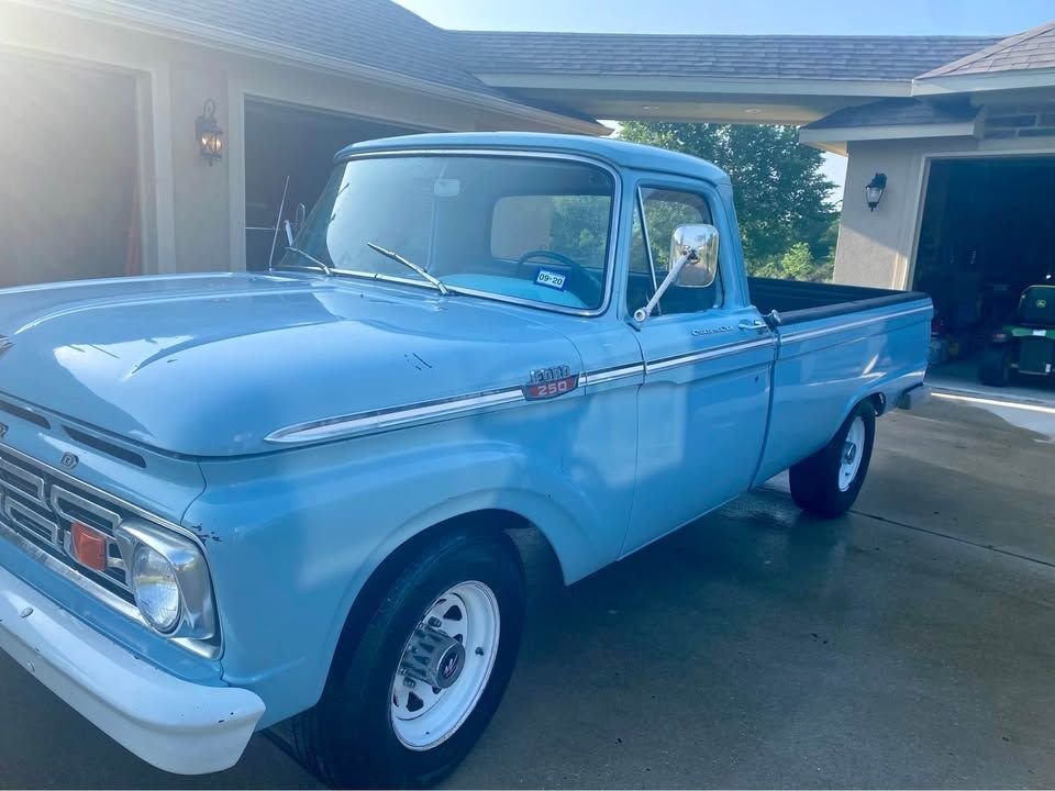 1964 Ford F 250 - Long-bed, foto 3