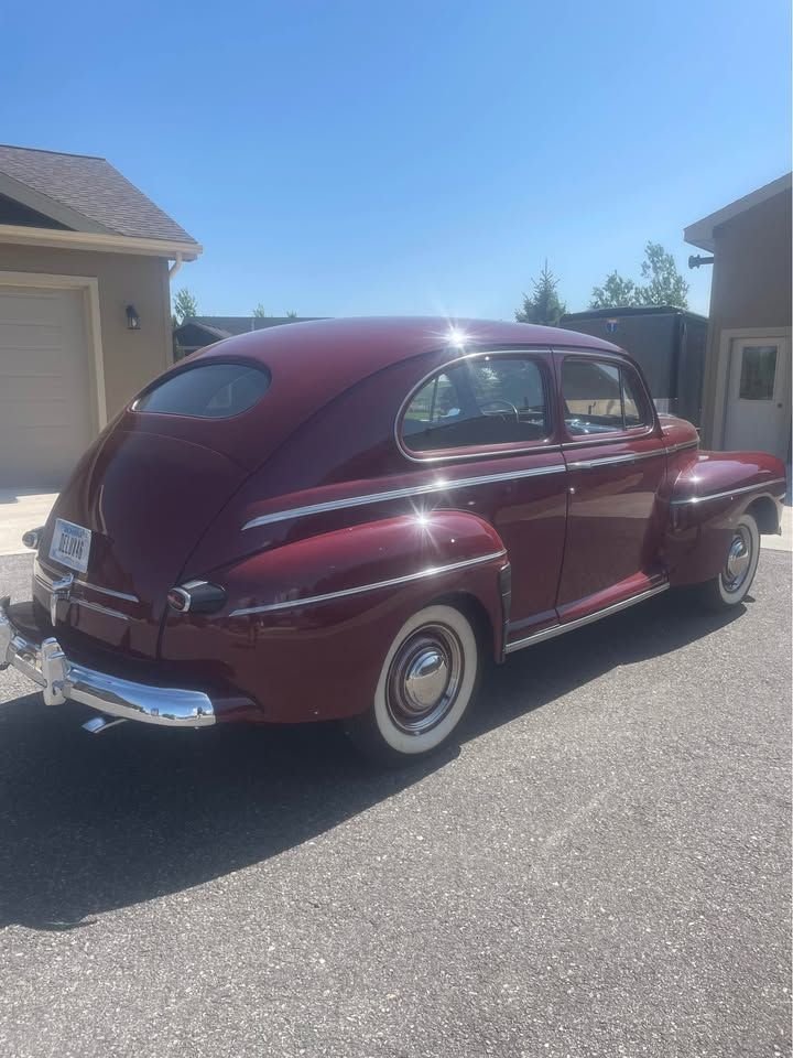 1946 Ford Deluxe, foto 3
