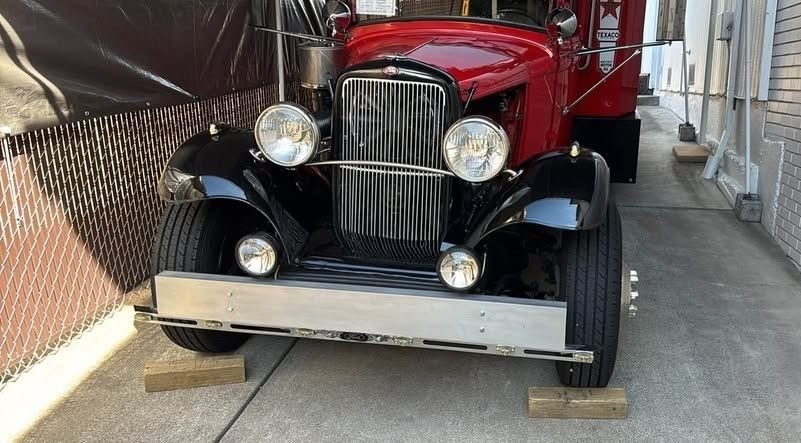 1932 Ford E 350 - Super Duty Cutaway Custom, foto 1