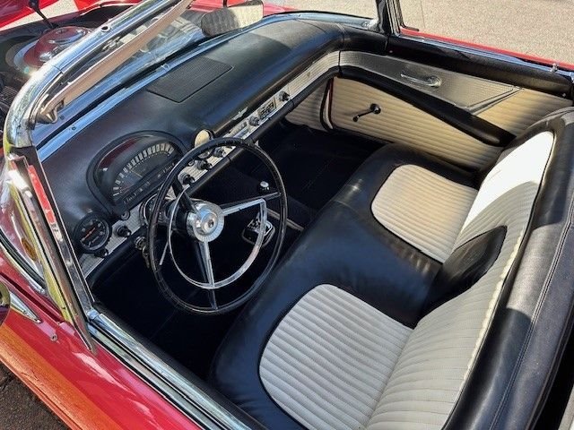 1956 Ford Thunderbird, foto 4