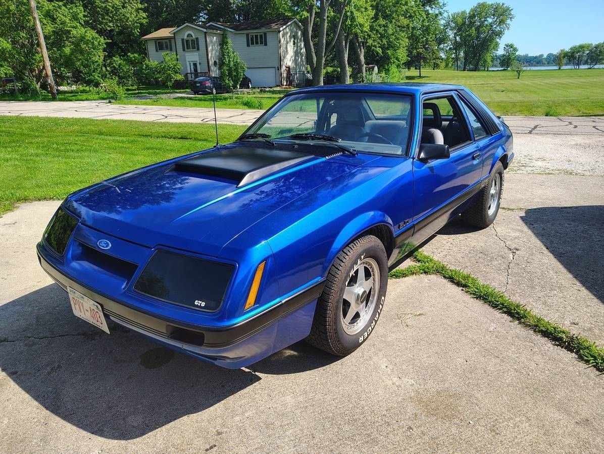 1985 Ford Mustang, foto 1