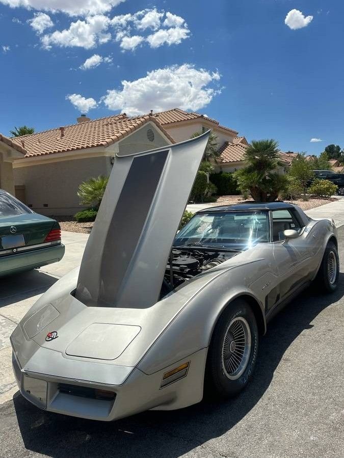1982 Chevrolet Corvette, foto 1