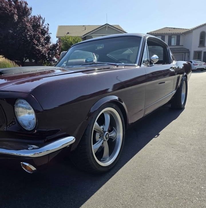 1965 Ford Mustang - 2+2 Fastback, foto 1