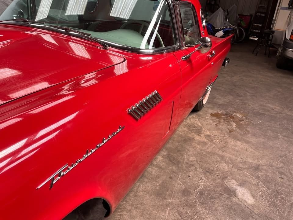 1957 Ford Thunderbird, foto 3