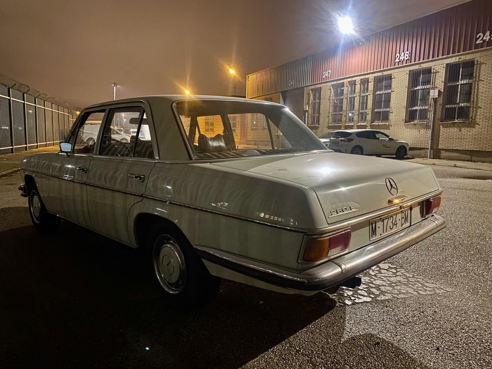 1972 Mercedes-Benz E-Class, foto 9