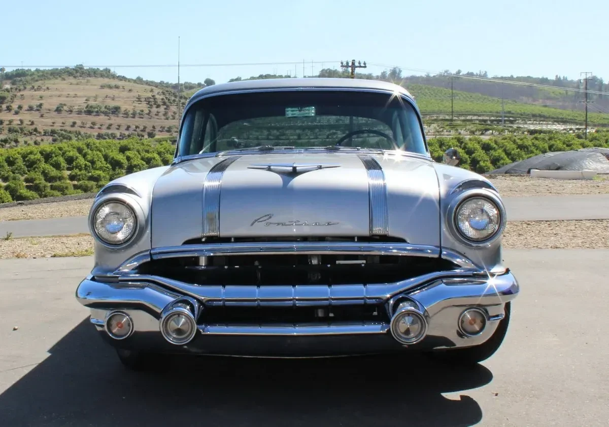 1956 Pontiac Chieftain de Luxe, foto 3