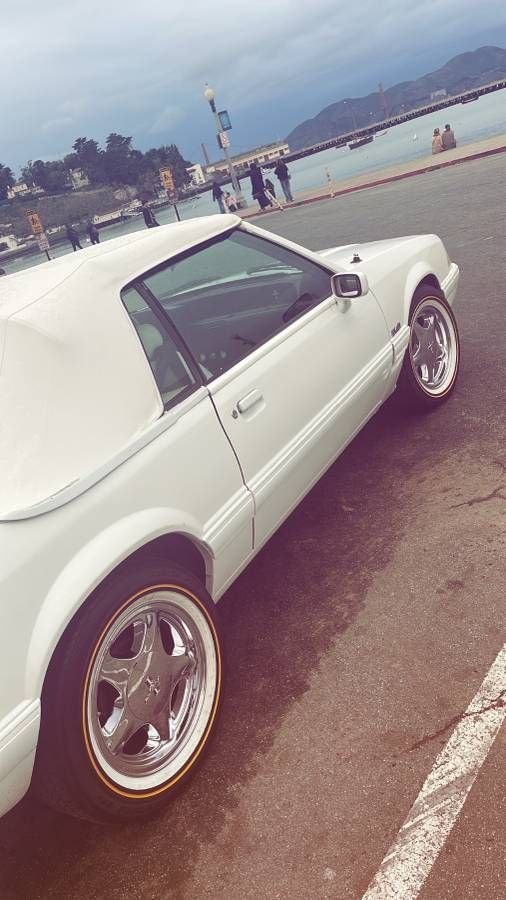1993 Ford Mustang, foto 3