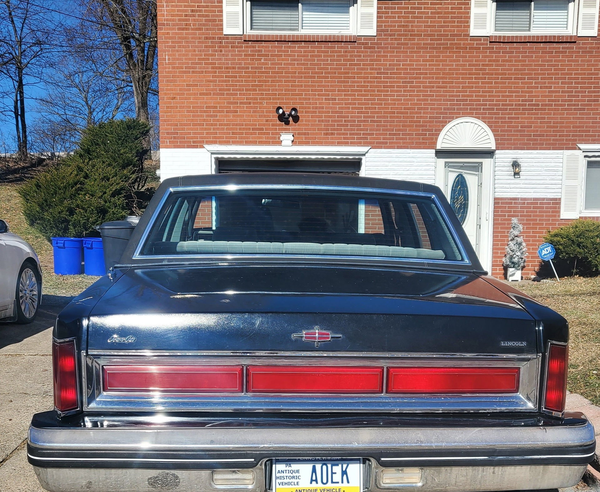 1984 Lincoln Town Car, foto 3