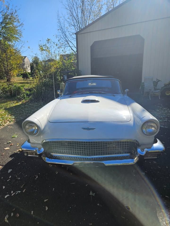 1957 Ford Thunderbird, foto 3