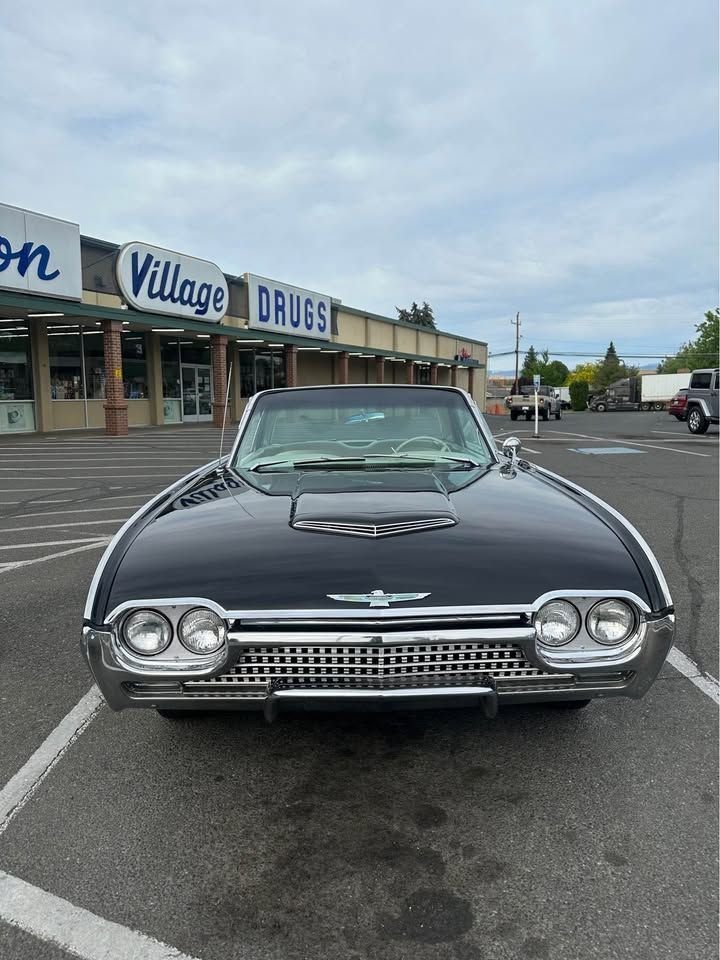 1962 Ford Thunderbird, foto 2