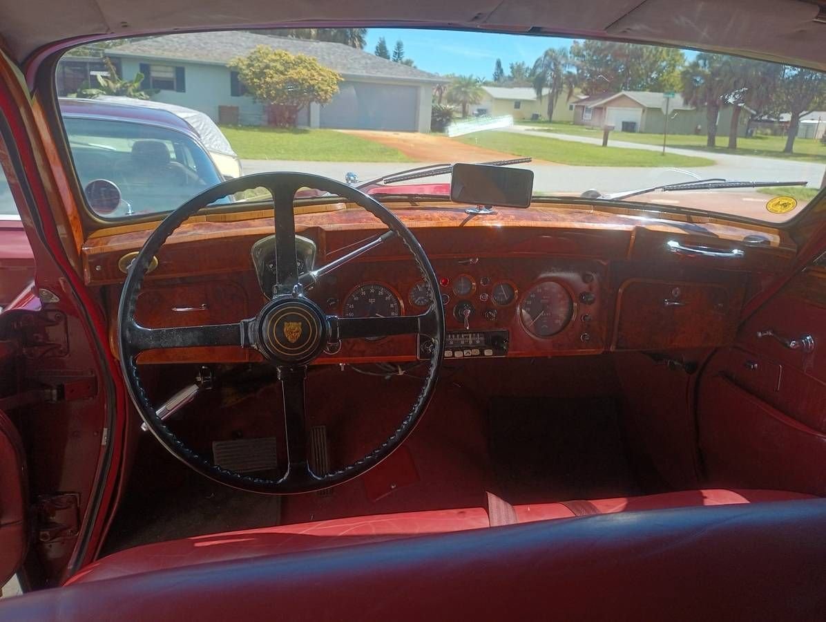 1957 Jaguar Mk VIII, foto 3
