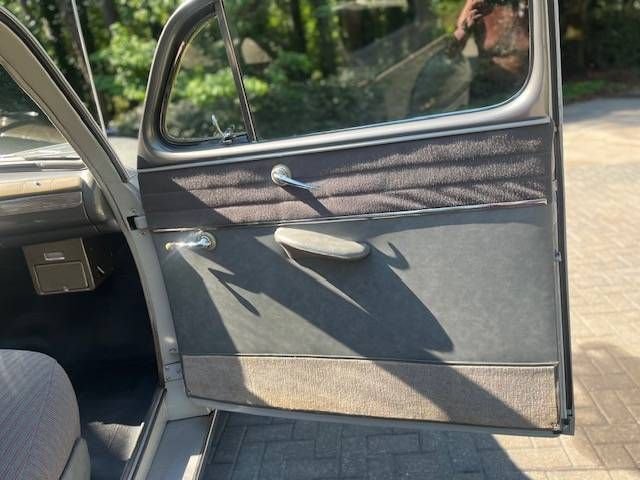 1948 Ford Super Deluxe - Tudor, foto 10