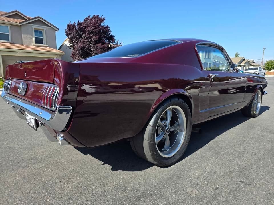 1965 Ford Mustang - 2+2 Fastback, foto 3