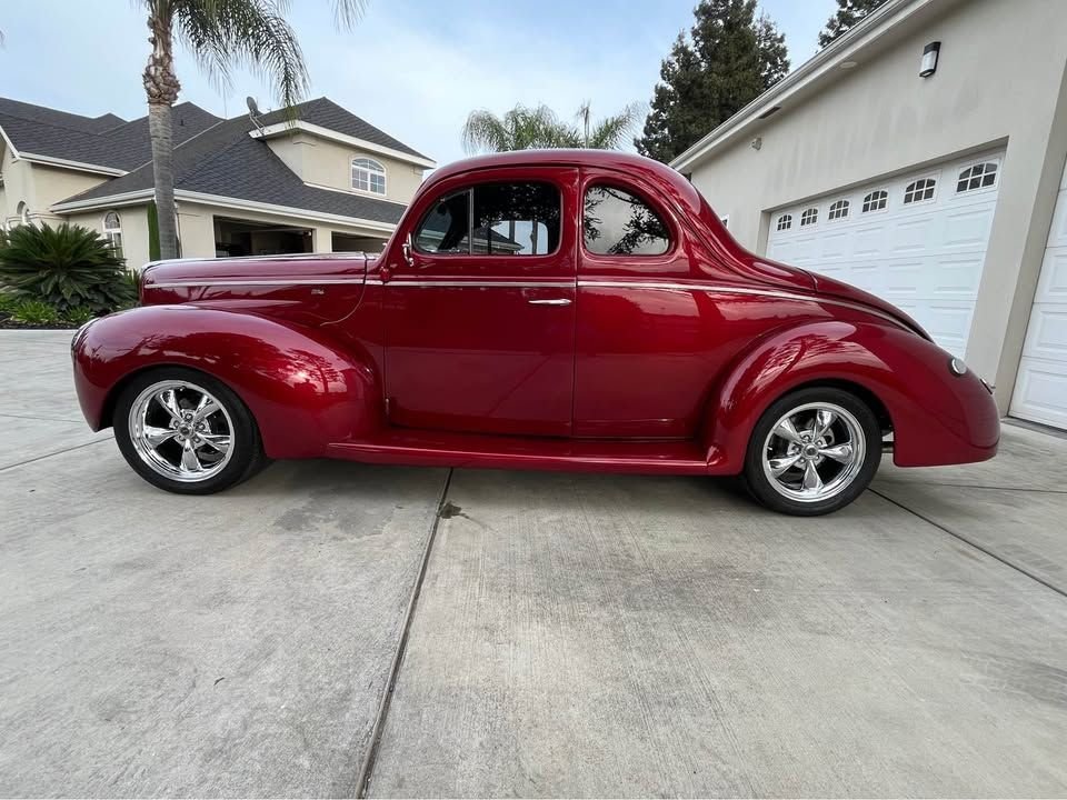 1940 Ford Deluxe, foto 2