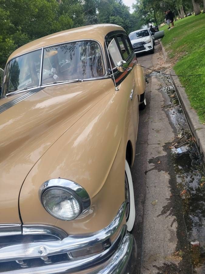 1951 Pontiac Chieftain de Luxe, foto 3