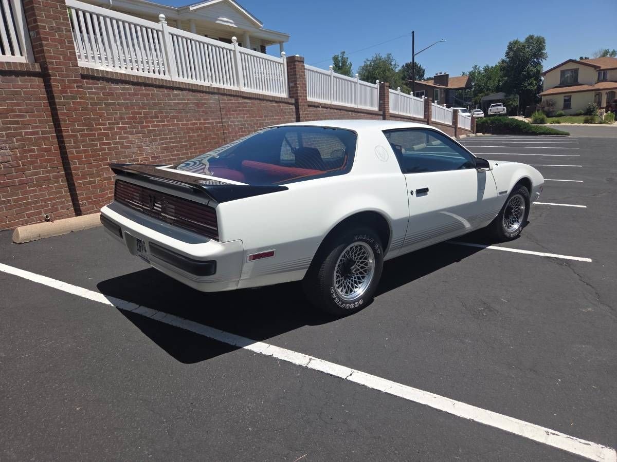 1985 Pontiac Firebird, foto 3