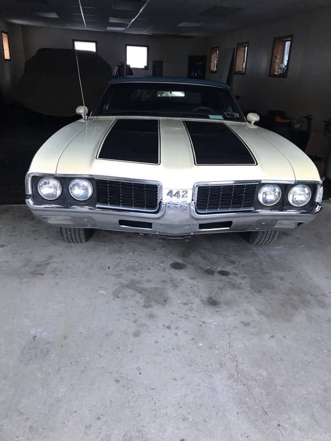 1969 Oldsmobile Cutlass - Tribute Convertible, foto 3