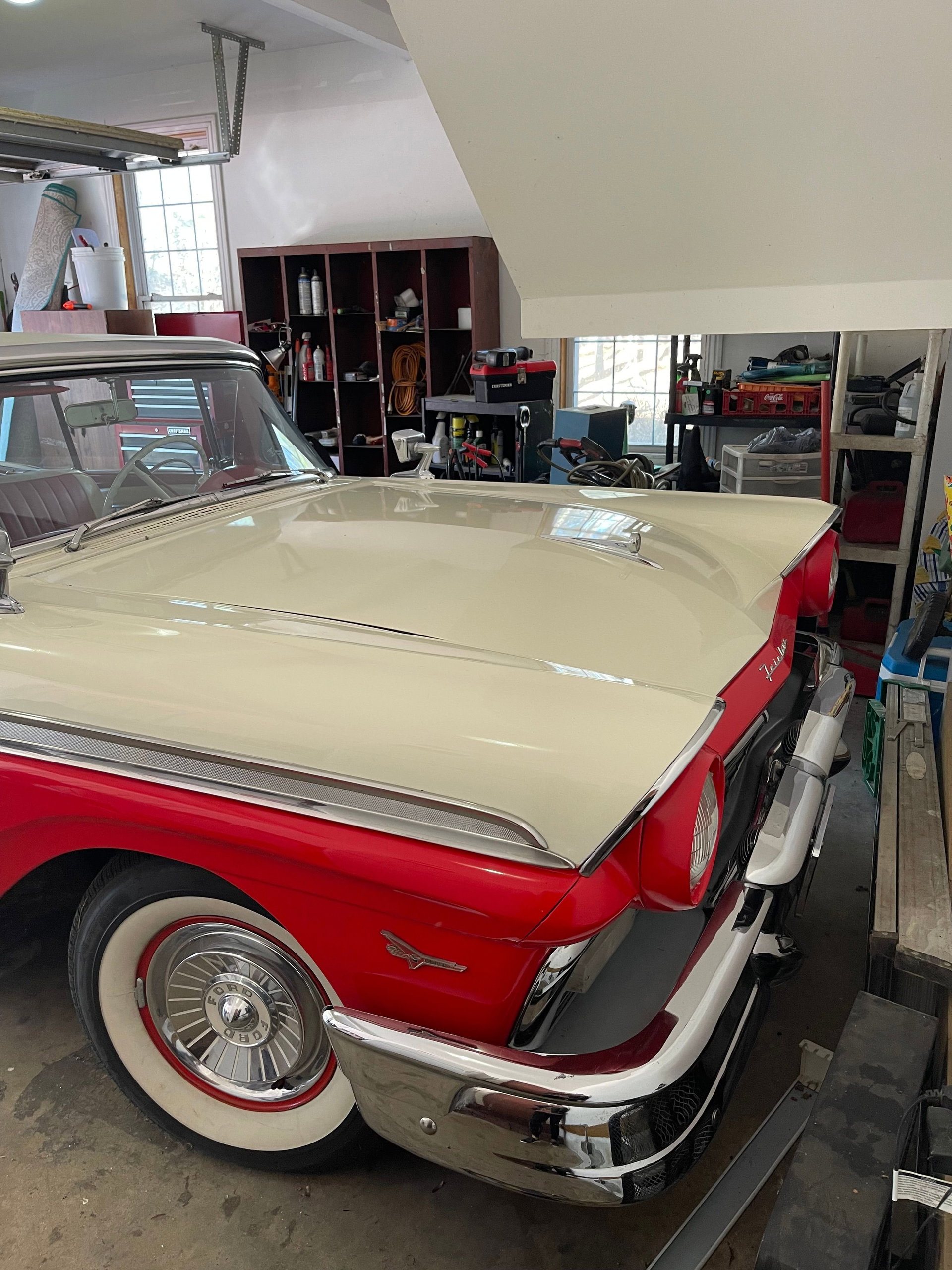 1957 Ford Fairlane, foto 2