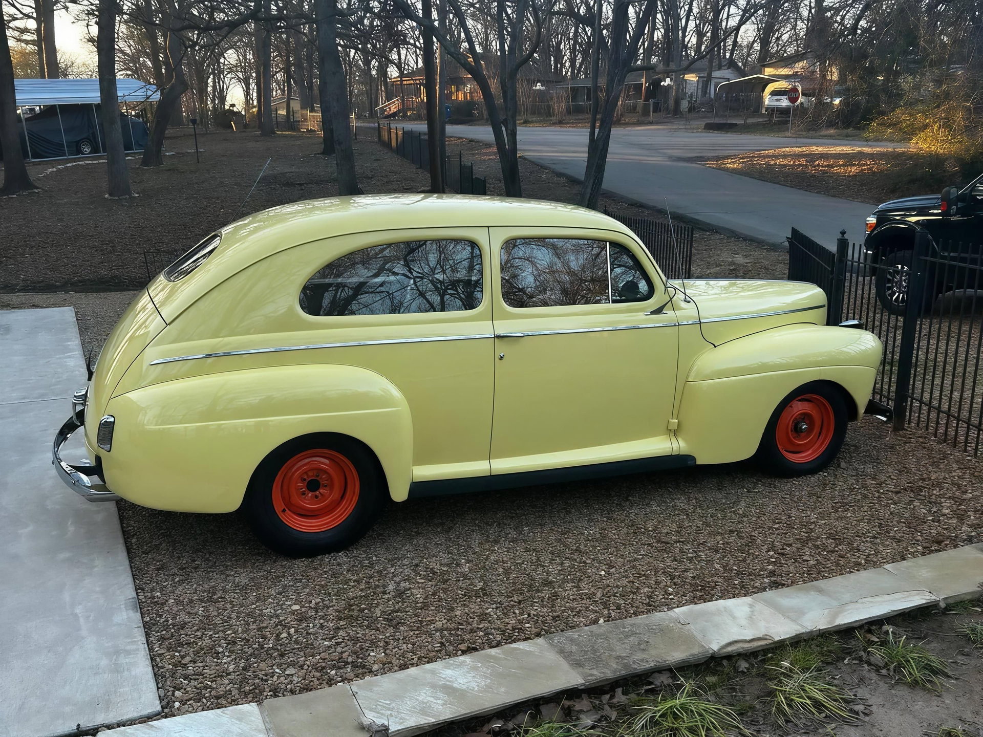 1941 Ford Tudor, foto 2