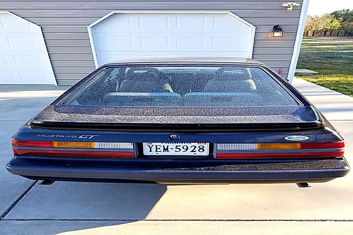1985 Ford Mustang - Hatchback, foto 3