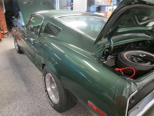 1968 Ford Mustang - “Bullitt” tribute, foto 4