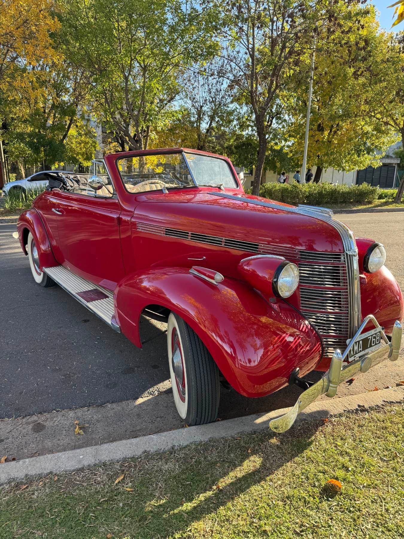 1937 Pontiac Silverstreak - Coupe, foto 3