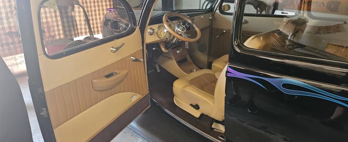 1938 Ford Sedan, foto 2