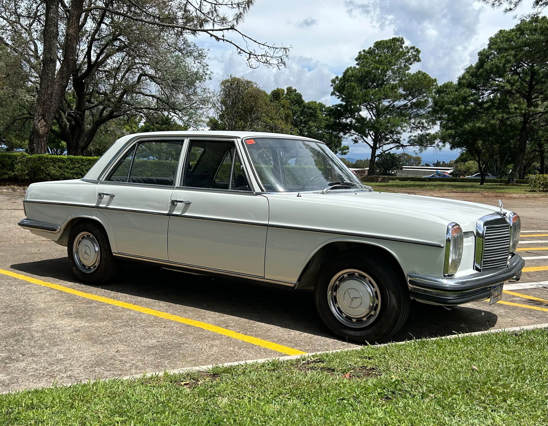 1972 Mercedes-Benz E-Class, foto 12