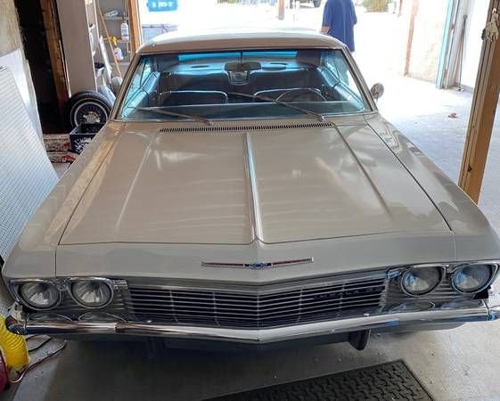 1965 Chevrolet Impala, foto 1