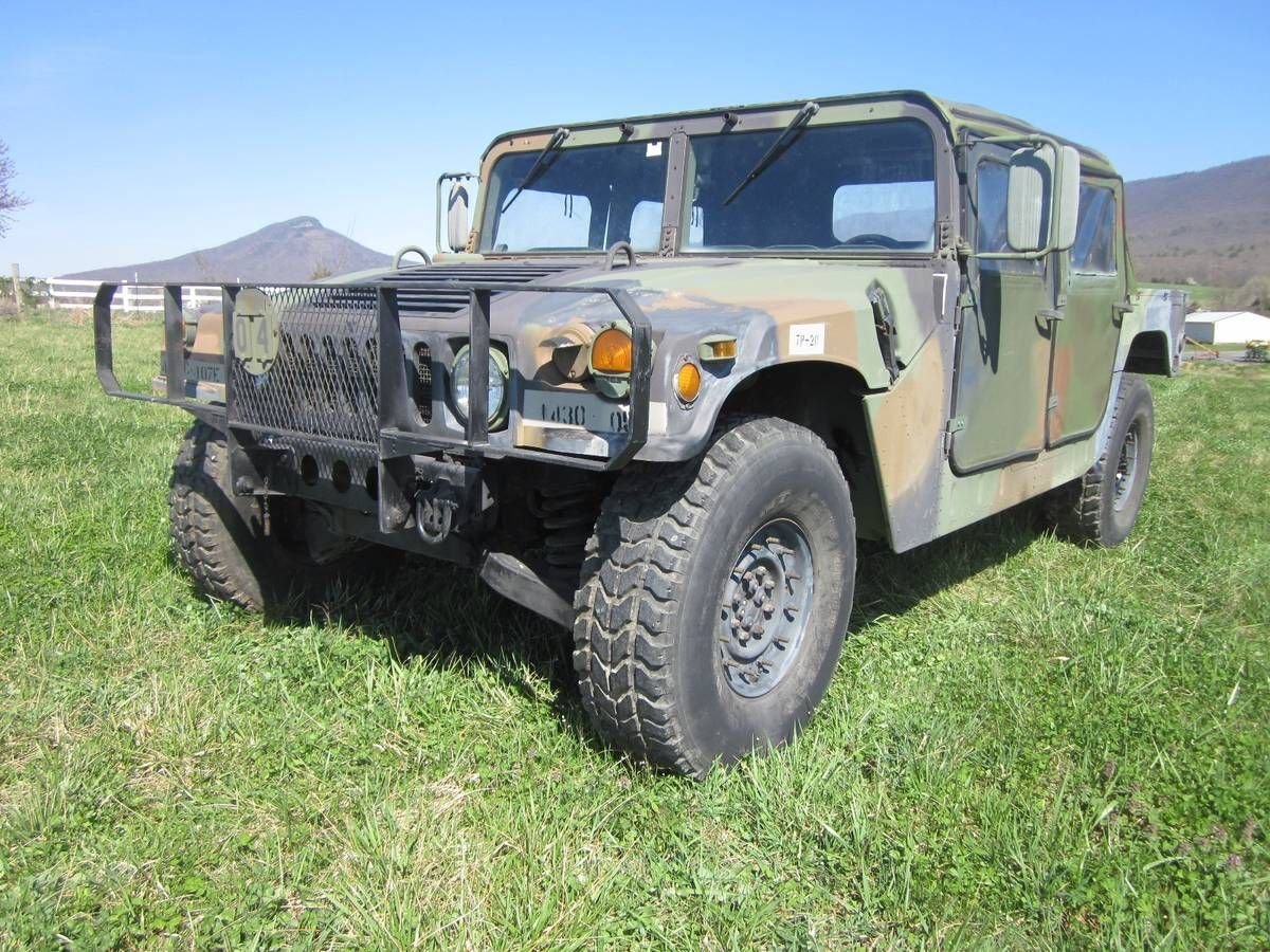 1990 AM General Humvee, foto 1