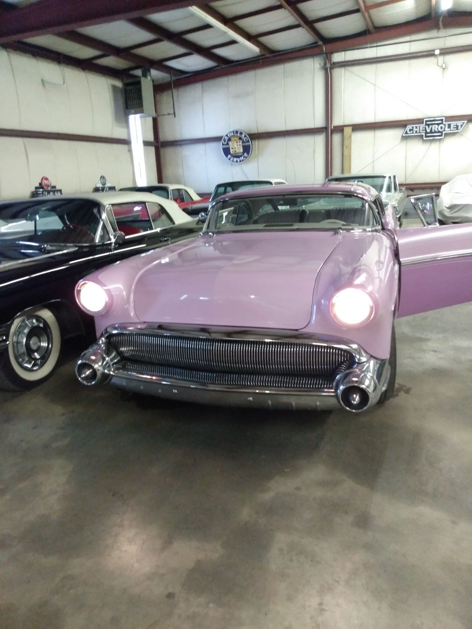 1957 Buick Century - custom coupe "Lavender Persuasion", foto 2