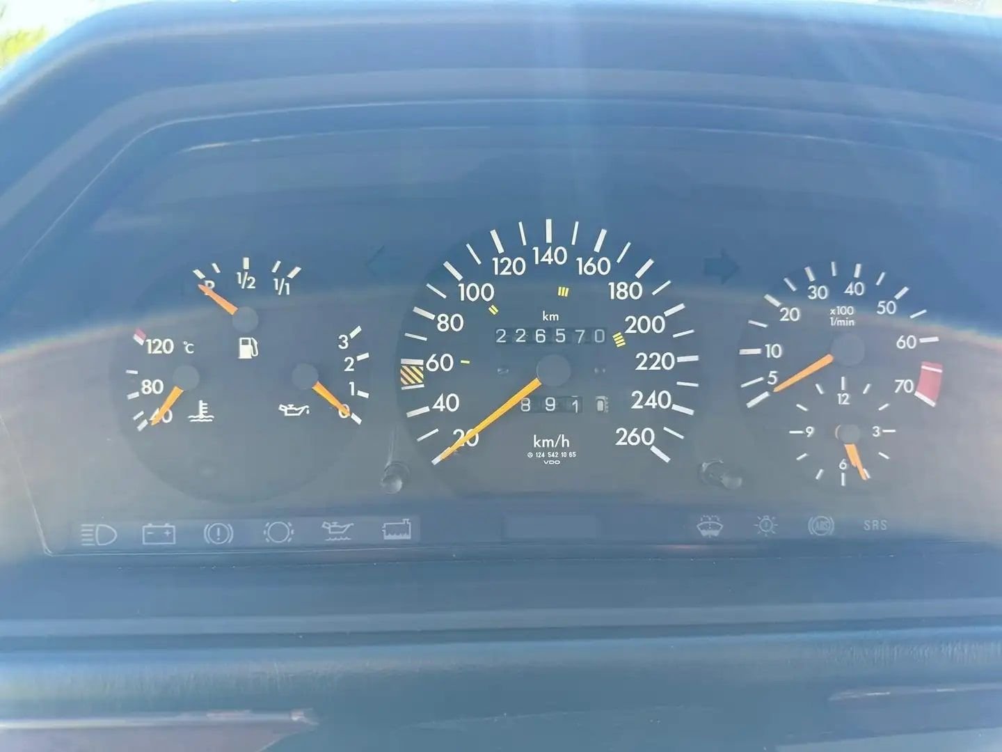 1992 Mercedes-Benz E-Class, foto 10