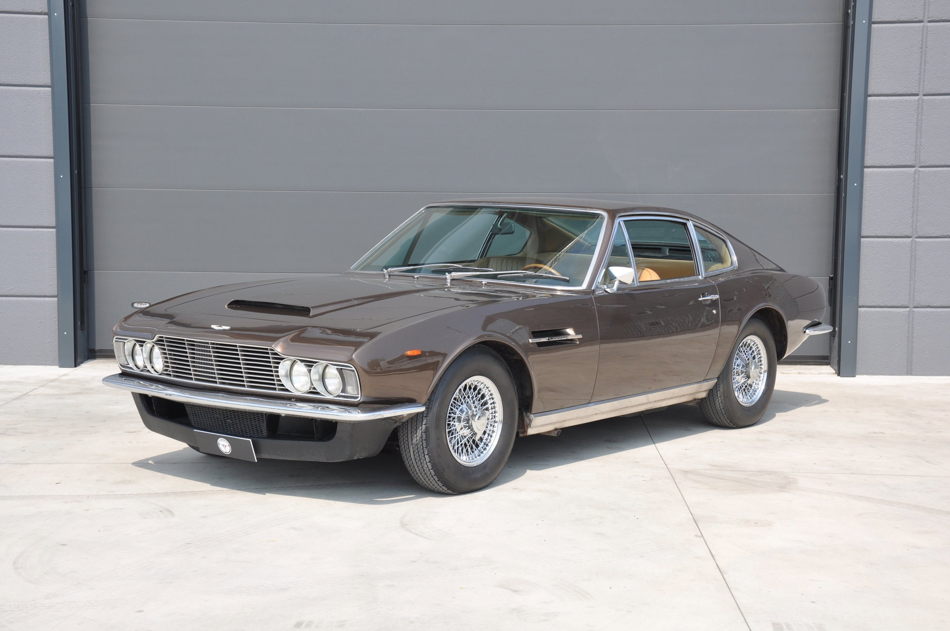 1970 Aston Martin DBS - VANTAGE, foto 1