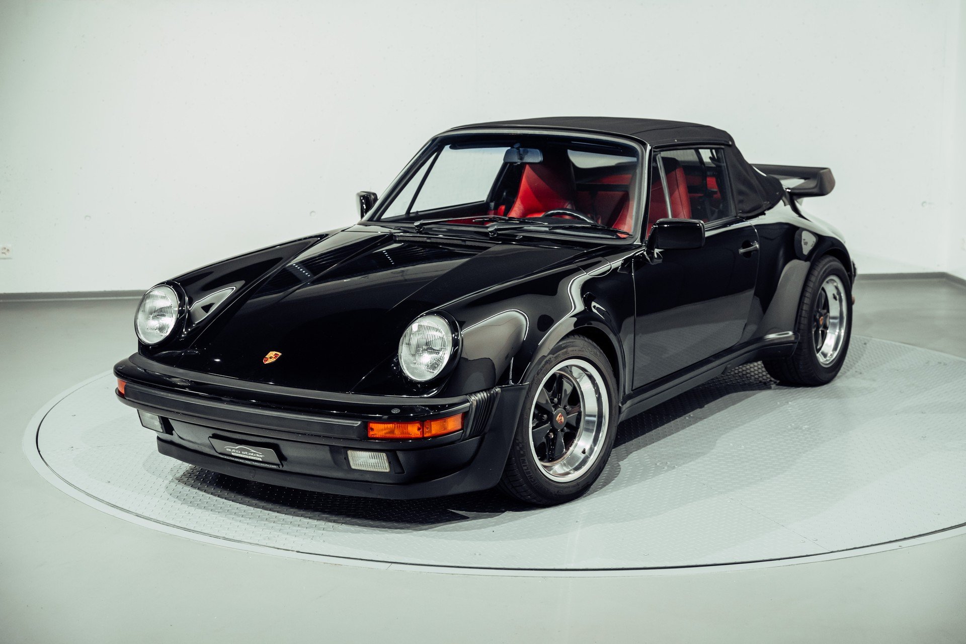 1989 Porsche 911 "Turbo" - 911 930 3.3 Turbo Cabrio, foto 3
