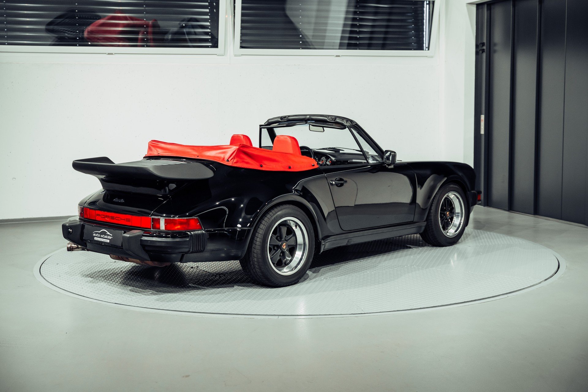1989 Porsche 911 "Turbo" - 911 930 3.3 Turbo Cabrio, foto 10